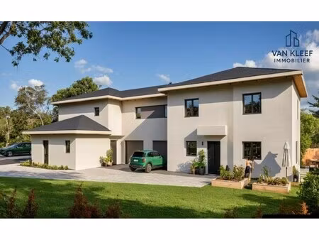 maison de luxe à vendre à chevry