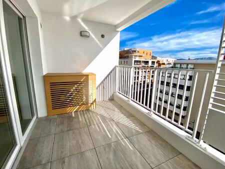 location appartement 2 pièces 40 m² à marseille 8 (13008)