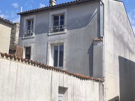 immeuble de rapport 232 m2 - aigre