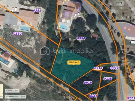 terrain de 990 m² à reillanne