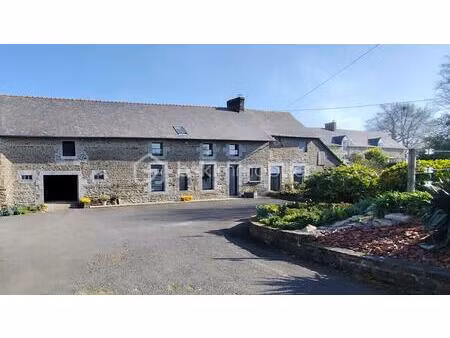 maison de 144 m² à javene