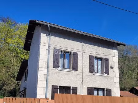 maison traditionnelle de 111 m² à saint-jean-de-moirans