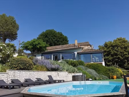 maison de campagne avec vue magnifique