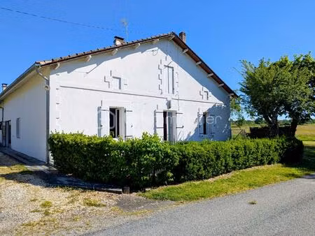 maison ancienne de 130 m² à saint-christophe-de-double