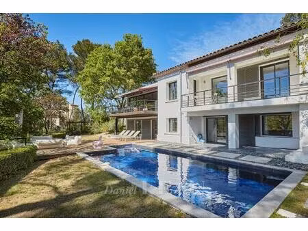 aix-en-provence - maison contemporaine en pleine nature