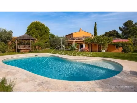 propriété de charme avec piscine et double garage - callian