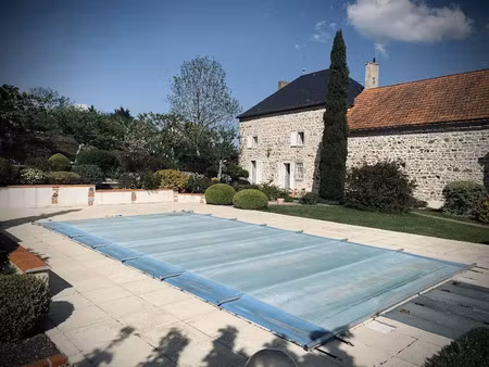 vente maison 8 pièces 242 m² à vichy (03200)  735 000 €