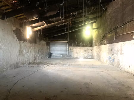 vente commerce 1 pièce 370 m² carpentras (84200)