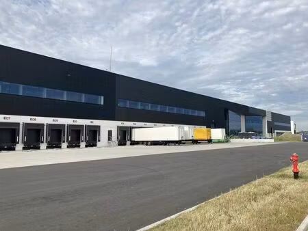 locaux pme (8 190 m² - 14 624 m²) à louer à evergem