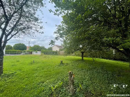 vente terrain 685 m² à cussey-sur-l'ognon (25870)  75 000 €