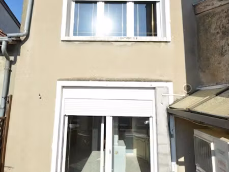 vente immeuble 5 pièces 113 m² à montmédy (55600)  75 000 €