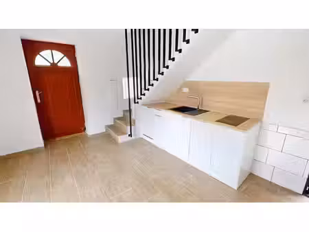 location maison 2 pièces 38.85 m² à vaulx-en-velin (69120)  790 €