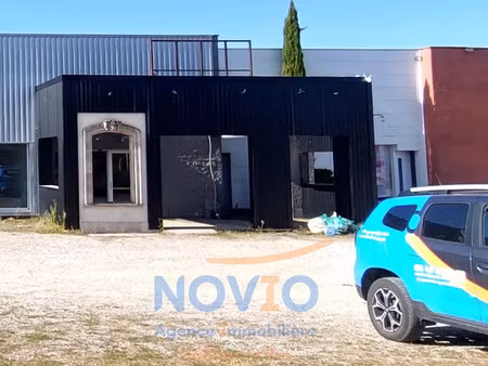 location locaux professionnels 3 pièces 155 m² à naintre (86530)  1 080 €