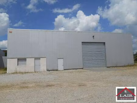 location bureaux et commerces à saint-paterne (72610) : à louer / 360m² saint-paterne