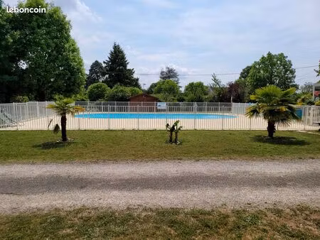 mobil home 40 m 2 dans camping 3* emplacement a 2200 /an avec 2 piscines a 30 minutes de l