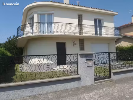maison t6  140 m2