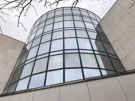 bureaux très fonctionnels et lumineux  situés au pied de la gare