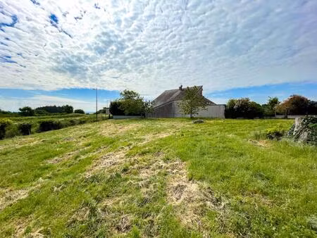 terrain constructible de 1339 m²