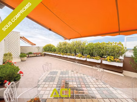 charnay centre - superbe appartement t6 en dernier etage ave