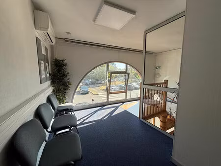 a louer - local professionnel de 17 m² dans un cabinet paramedical - g584