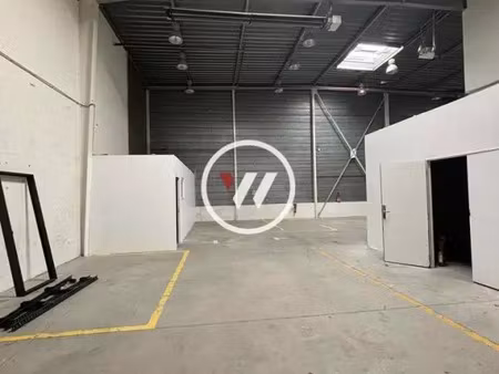 local professionnel a louer