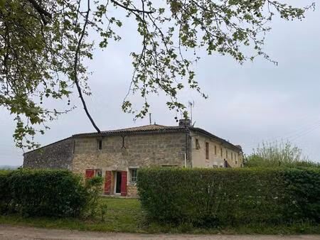 belle propriété viticole  maison xviiième (8 pièces  313 m2) sur son domaine saint emilion