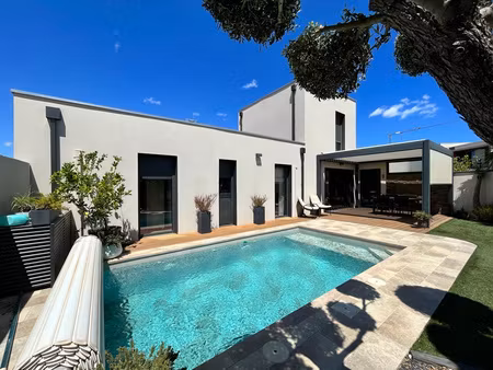 mas saint pierre villa 4 pieces 3 chambres 2 en rdc - piscin