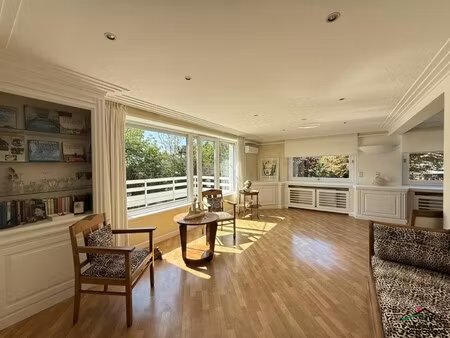 maison de luxe à vendre dans le quartier sud est