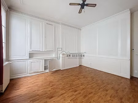 studio de 30m² dans l'hypercentre de limoges.