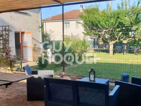 villa traditionnelle - proche gare