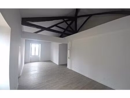 appartement saint-étienne-de-saint-geoirs 90.49 m² t-3 à vendre  165 000 €