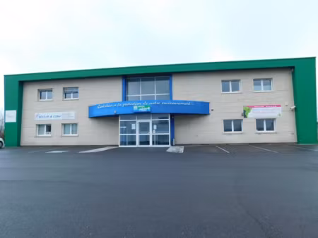 local professionnel à louer marly 11 pièce(s) 288m2 2 400€/mois ht/hc