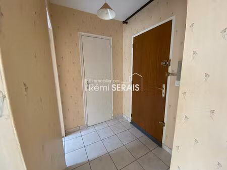 appartement 2 pièces à louer à domfront en poiraie