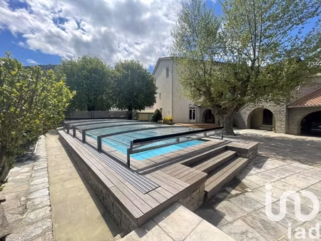 vente maison traditionnelle 9 pièces