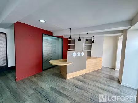 local commercial etaples 100 m2