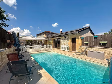 maison de village en pierres