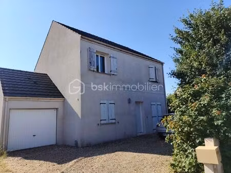 pavillon de 101 m² à manchecourt