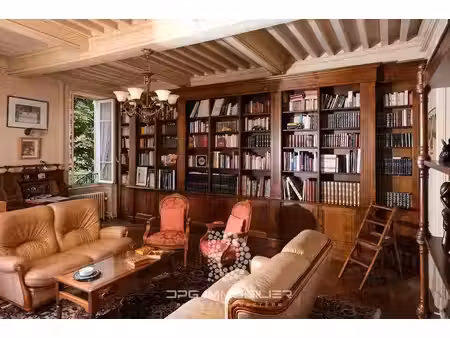 vente propriété 24 pièces 445 m² à la roche-vineuse (71960)  990 000 €