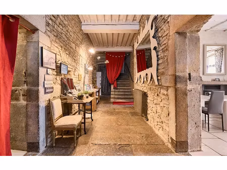 vente maison 14 pièces 403 m² à château-chalon (39210)  750 000 €