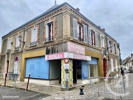 immeuble 345 m² le malesherbois