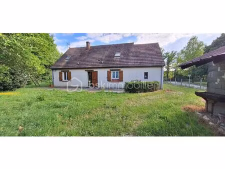 maison traditionnelle de 126 m² à la bussiere