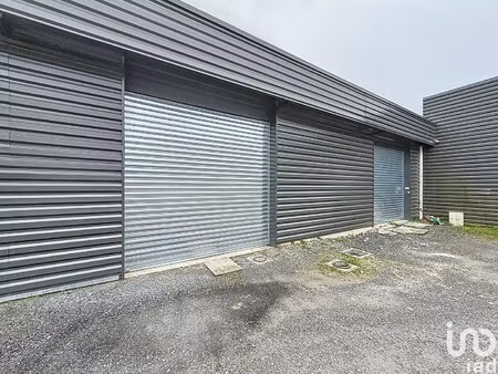 location hangar 126 m²