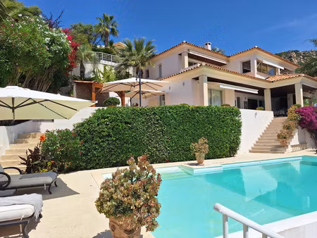 villa 280 m²