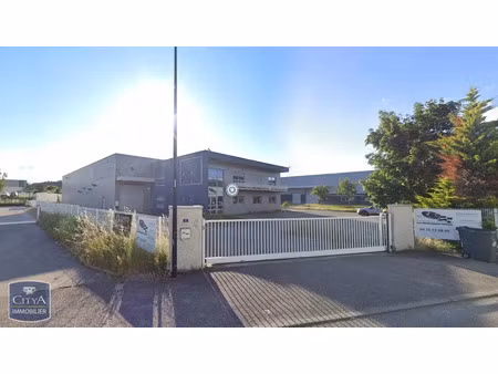 local commercial à louer 80 m² - vourles (69) - 1 200€