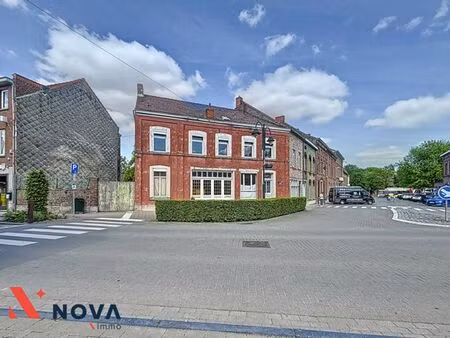 sous offre! imposante demeure à rénover de plus de 285 m²