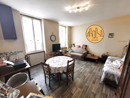 vente maison 3 pièces 68 m² à montmarault (03390)  69 000 €