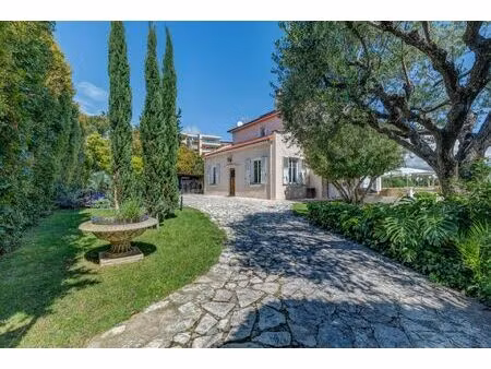 vente maison 7 pièces 304 m² nice (06200)