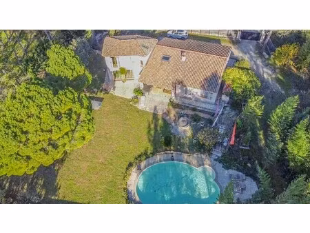 maison de luxe à vendre à fayence