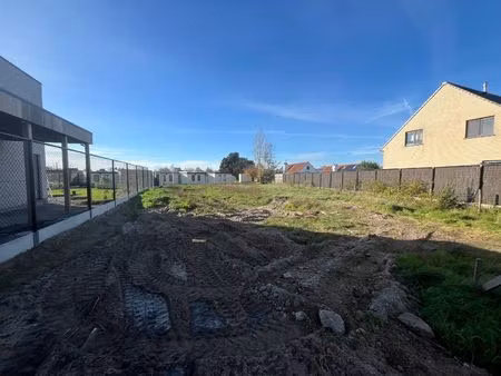 uniek stuk bouwgrond (804 m² - zw) op topligging te westende (middelkerke)