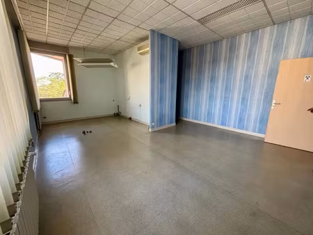 vente maison 2 pièces 310 m² à castres (81100)  300 000 €